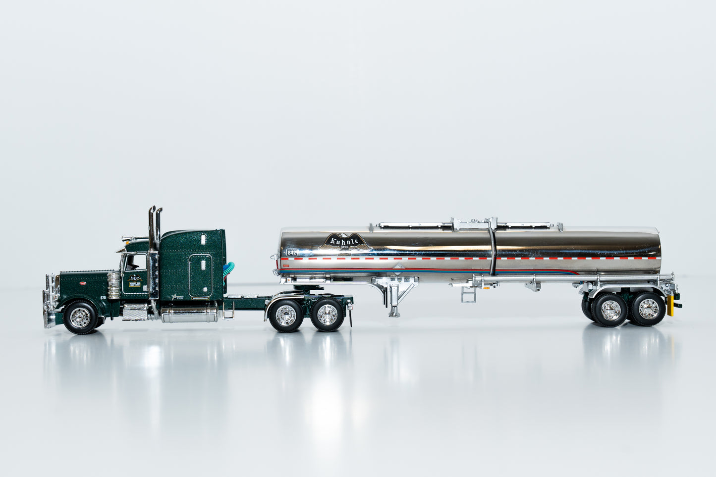 Kuhnle Brothers Peterbilt 389 1/64 Diecast