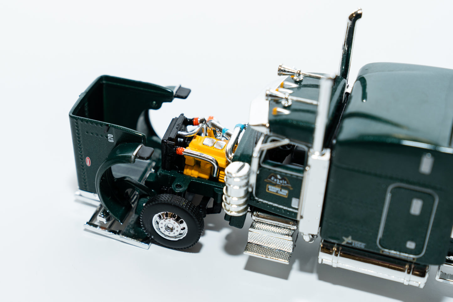Kuhnle Brothers Peterbilt 389 1/64 Diecast